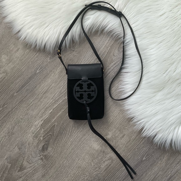 TORY BURCH Rare Miller Phone Crossbody With Tassel Black Leather/Velvet - Picture 2 of 7